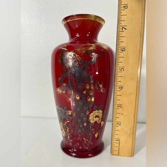 Vintage Red Gold Trim Vase Peacock Design Flowers MCM Glass - Picture 11 of 15